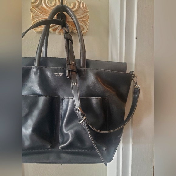 Matt & Nat RAYLANMED Diaper/Weekender Bag - Picture 2 of 10